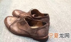 皮鞋可以用水洗吗 皮鞋可不可以用水洗