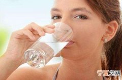 漱口放食盐有什么好处 漱口放食盐有什么好处吗