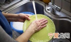 没有洗洁精怎么洗碗 教你4个小妙招洗得干净还不伤手