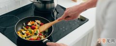 玉米笋怎么炒好吃 清甜入味玉米笋炒肉家常做法