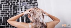 夏天洗头发用热水还是冷水好 夏天洗头发用热水还是冷水