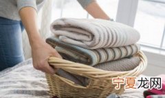 浴巾长霉斑了还能用吗 浴巾有霉斑怎么洗干净
