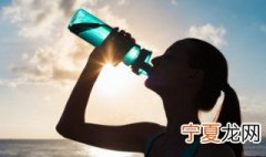 塑料的原材料是石油吗 塑料的原材料是不是石油