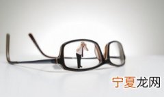 眼镜可以用酒精擦吗 眼镜可不可以用酒精擦