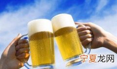 用吸管喝啤酒容易醉吗 用吸管喝啤酒容易醉的吗