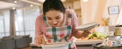 炖牛脚里面放什么好吃吗 炖牛蹄子需要什么