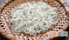 路亚钓白条的技巧和方法 钓白条的技巧和方法