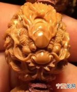 龙蛇混杂只能形容人，龙蛇混杂和鱼龙混杂意思完全一样吗