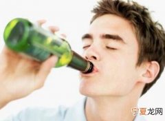 宿醉后吃什么比较好 宿醉后吃什么好