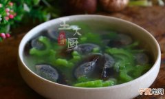 皮蛋能和什么做汤，皮蛋苦瓜汤怎么做的