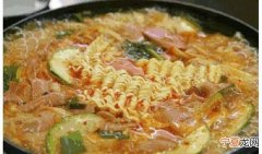 煎饼热量高还是方便面热量高 杂粮煎饼和方便面热量