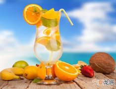 吃水果对吗 吃水果”和“喝水果”的利弊再分析