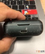 蓝牙耳机不出声了怎么修，蓝牙耳机摔了一下不出声了怎么办