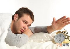 睡懒觉不吃早餐的危害 冬天睡懒觉不吃早饭的危害