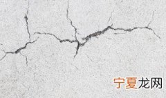 墙面开裂如何修补 墙面开裂修补方法