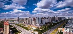 内蒙古的省会城市是哪里，内蒙古中离呼和浩特最远的城市
