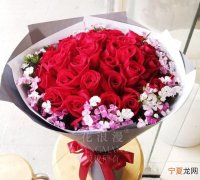 情人节表白送红玫瑰还是粉玫瑰 情人节送什么玫瑰颜色的花