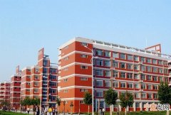 专科和本科的区别是什么？毕业前看不出来，毕业后差距十分明显