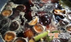 香菇不熟会中毒吗 香菇不熟会不会中毒