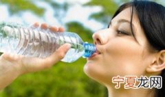 过期的矿泉水能喝吗 过期的矿泉水能不能喝