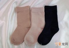 冬天穿袜子睡觉好吗女生 冬天穿袜子睡觉好吗