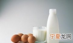 鸡蛋加炼奶加开水冲泡 炼奶加鸡蛋冲热水喝可以吗