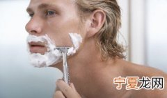 如何清洗电动剃须刀 清洗电动剃须刀的技巧