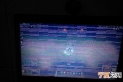 显卡花屏什么原因，580显卡出现花屏是什么原因
