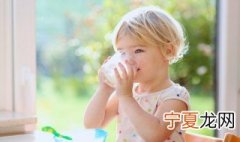 金桔雪梨冰糖水小孩可以喝吗 金桔雪梨冰糖水小孩能喝吗