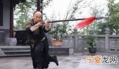 红缨枪放在家里什么位置好，红缨枪上的红缨是干什么用的