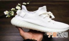 椰子350白冰淇淋发黄怎么办 椰子350白冰淇淋脏了怎么洗