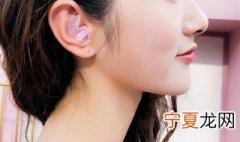 游泳耳塞怎么戴正确 游泳耳塞应该怎么戴