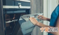 烤箱里面可以放什么容器 烤箱里面可以放的容器有哪些