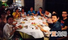 aab制吃饭什么意思 aab制吃饭是什么意思