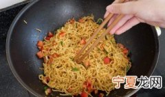 泡面打开没吃怎么保存 放的时间长了还能吃吗
