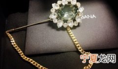 胸针怎么打开 胸针如何打开