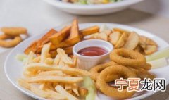 西餐宴会中如何正确使用餐巾 有什么要知道的礼仪