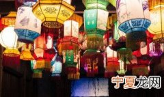 放花灯是什么节日的传统 放花灯是什么节日