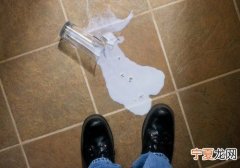 变质牛奶的用途 变质牛奶可以用来干嘛