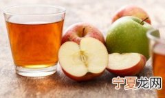 喝苹果煮水有什么功效 喝苹果煮水的功效有哪些