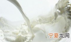 刚挤的牛奶放保鲜多久 刚挤出来的牛奶能保存多久