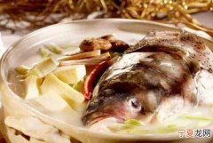 胖头鱼炖豆腐的家常做法，红烧鲢鱼头炖豆腐的做法回答