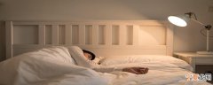 保证睡眠质量要注意哪几点 保证睡眠质量要注意哪几点事项