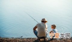 冬天钓鲫鱼拉饵配方是什么 鲫鱼拉饵配方是怎样的