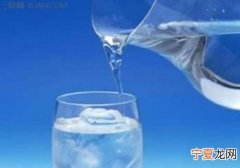 半边花椒壳粘到喉咙里咽不下去怎么办 花椒壳粘到喉咙里咽不下去怎么办