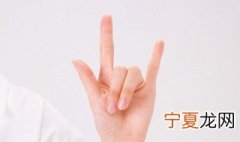 手上怎么吹口哨 手指怎么才能吹