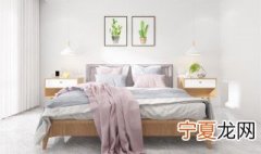家里放什么画最好看 设计师分享3种挂画