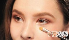 涂新手眼线教程 涂新手眼线教程图片