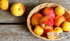 水蜜桃要放软了吃吗 水蜜桃要放软吗