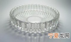 烟灰缸里放水好吗 烟灰缸的清洗方法